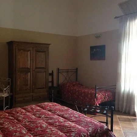 Oda ve Kahvaltı Vacanze Cinisi